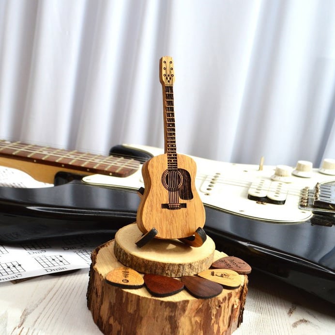 ⏰LAST DAY 50% OFF🎁Mini Cute Edition Wooden Guitar Plectrum Case🎸