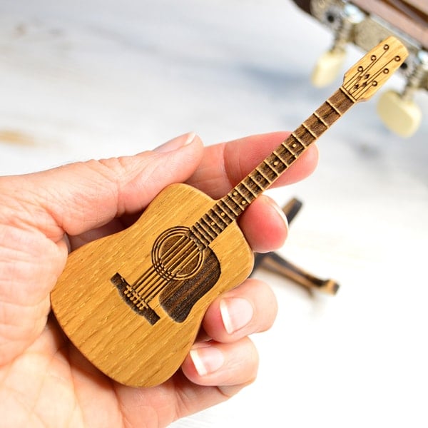 ⏰LAST DAY 50% OFF🎁Mini Cute Edition Wooden Guitar Plectrum Case🎸